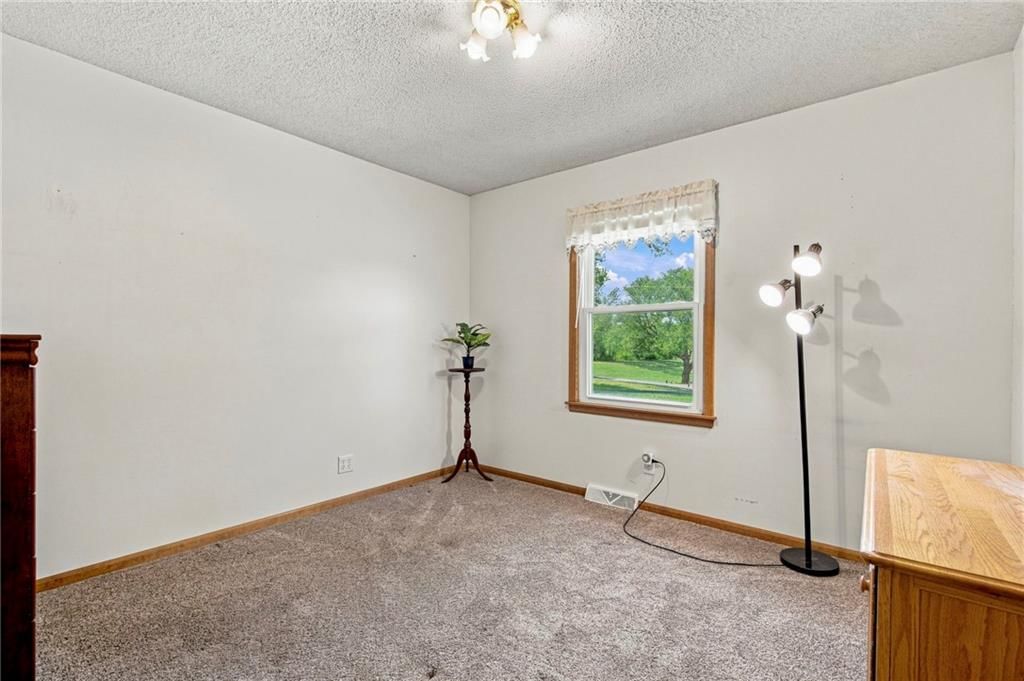 30115 W 95th Street — photo 11