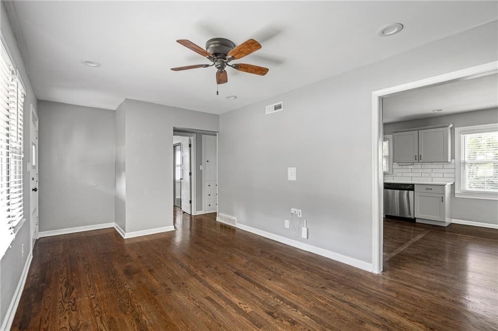 6424 Melrose Lane — photo 5