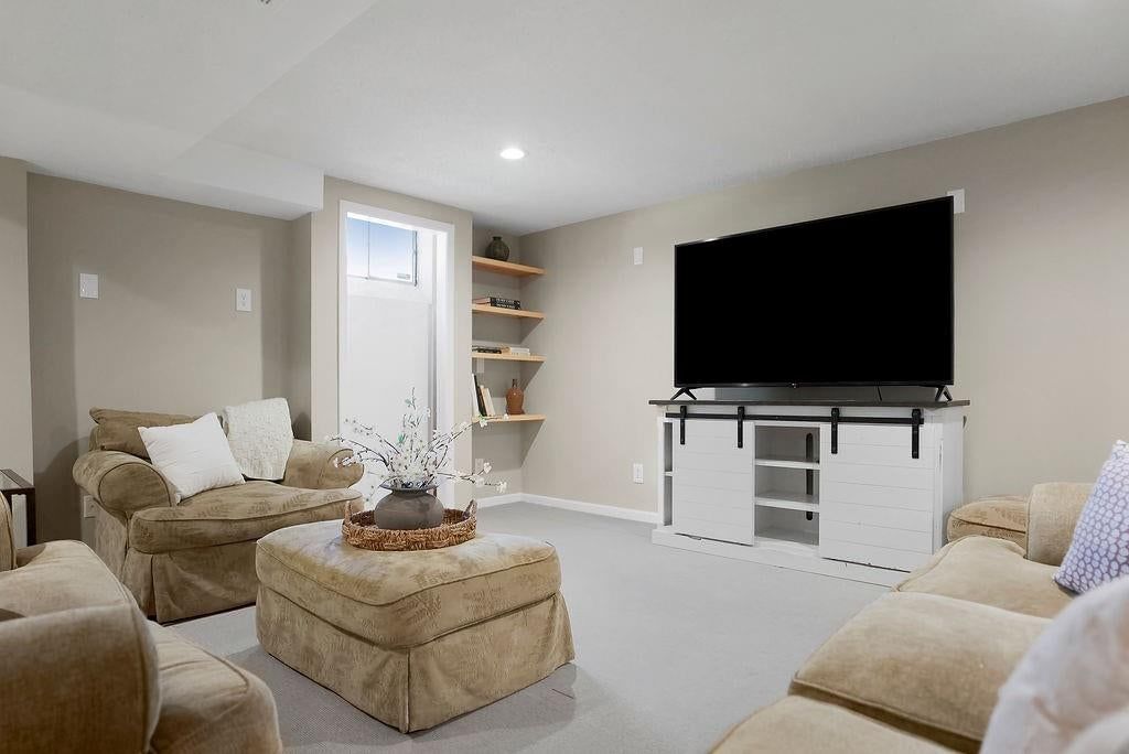 11421 Carter Street — photo 25
