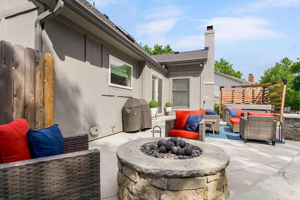 11421 Carter Street — photo 35