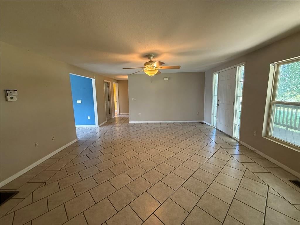 663 Golf Road — photo 10