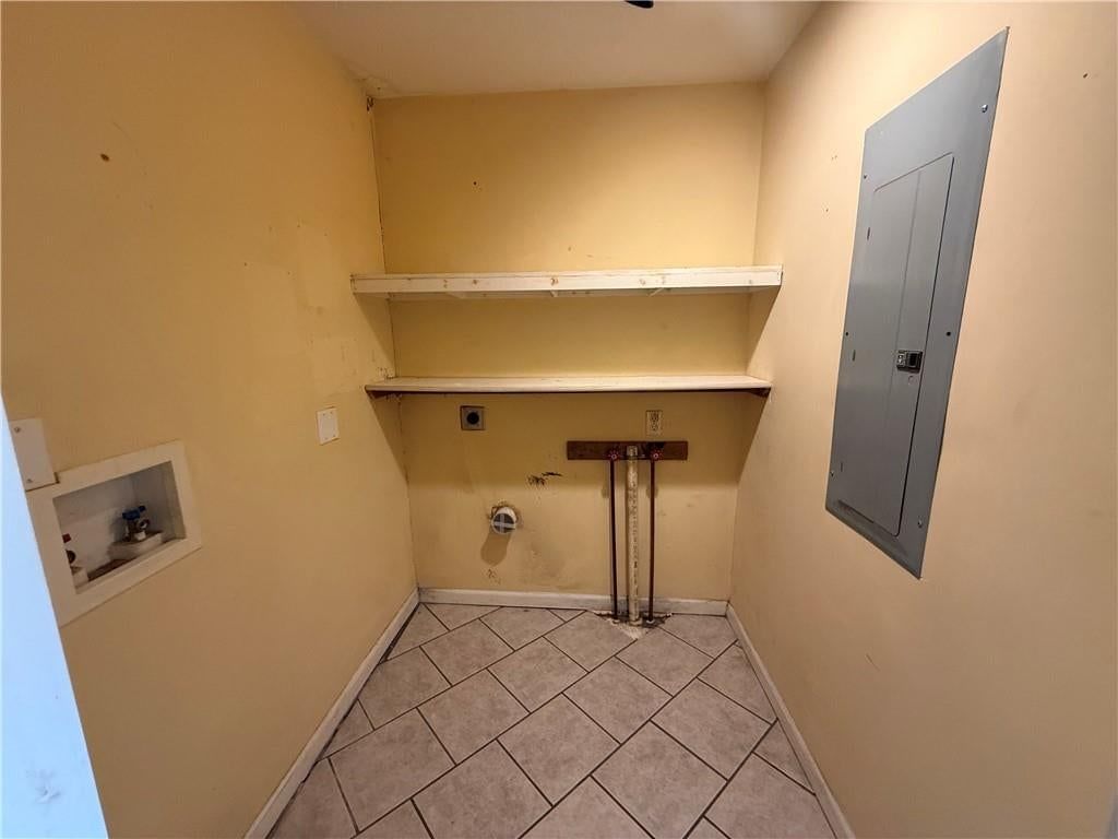 663 Golf Road — photo 15