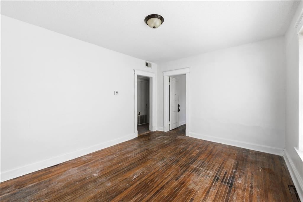 305 Bellefontaine Avenue — photo 10