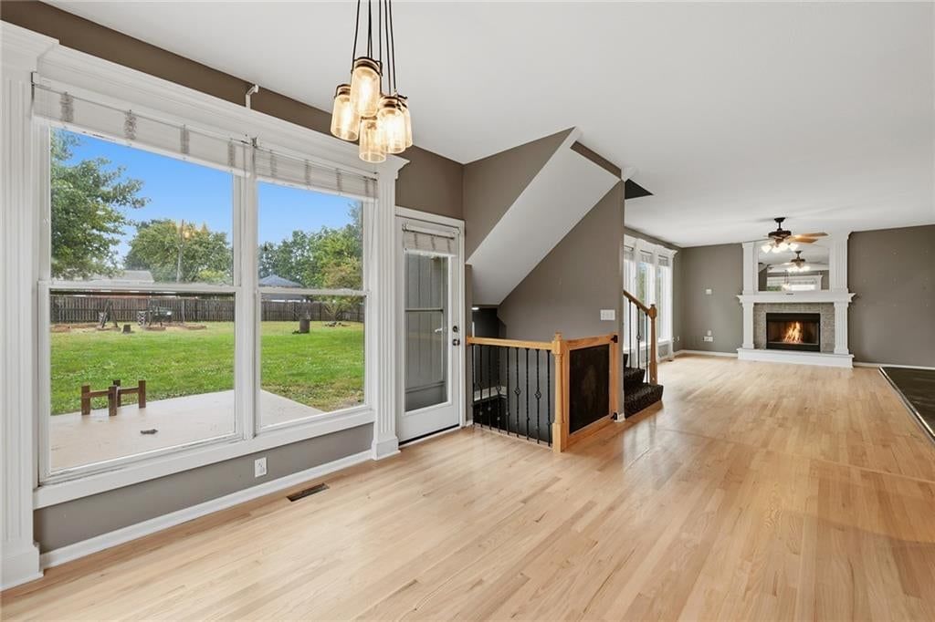 Photo 15 of 31 - 1404 Cedar Ridge Circle, Raymore, MO 64083