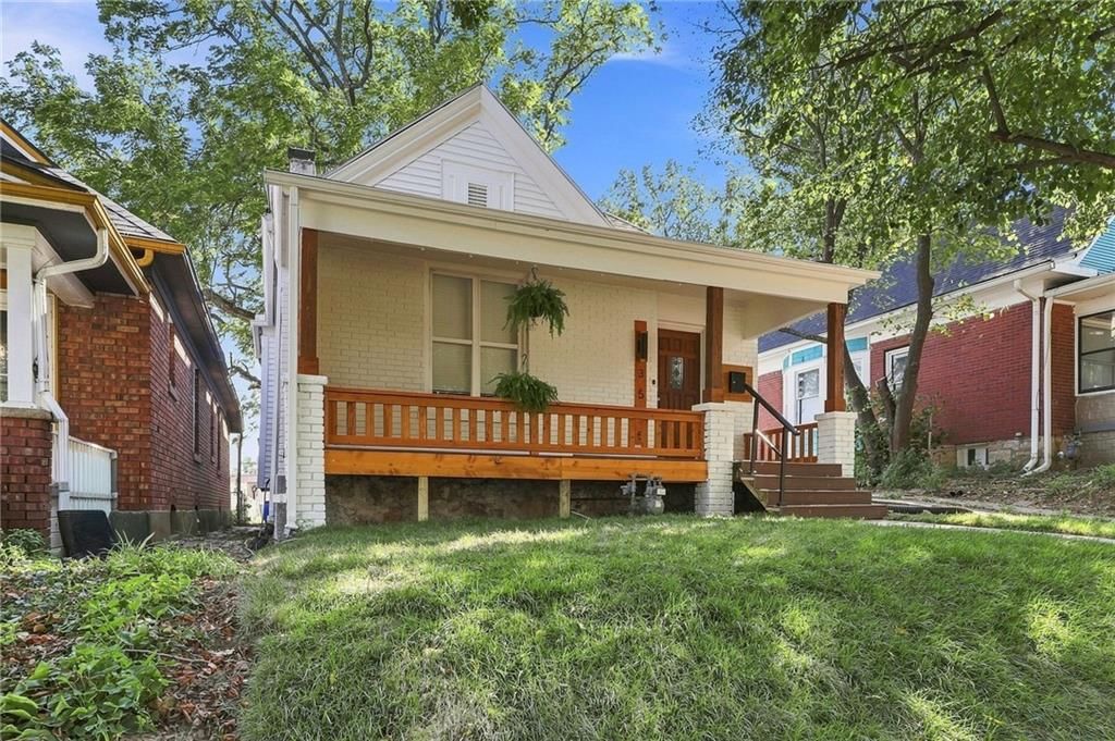3525 Windsor Avenue — photo 4