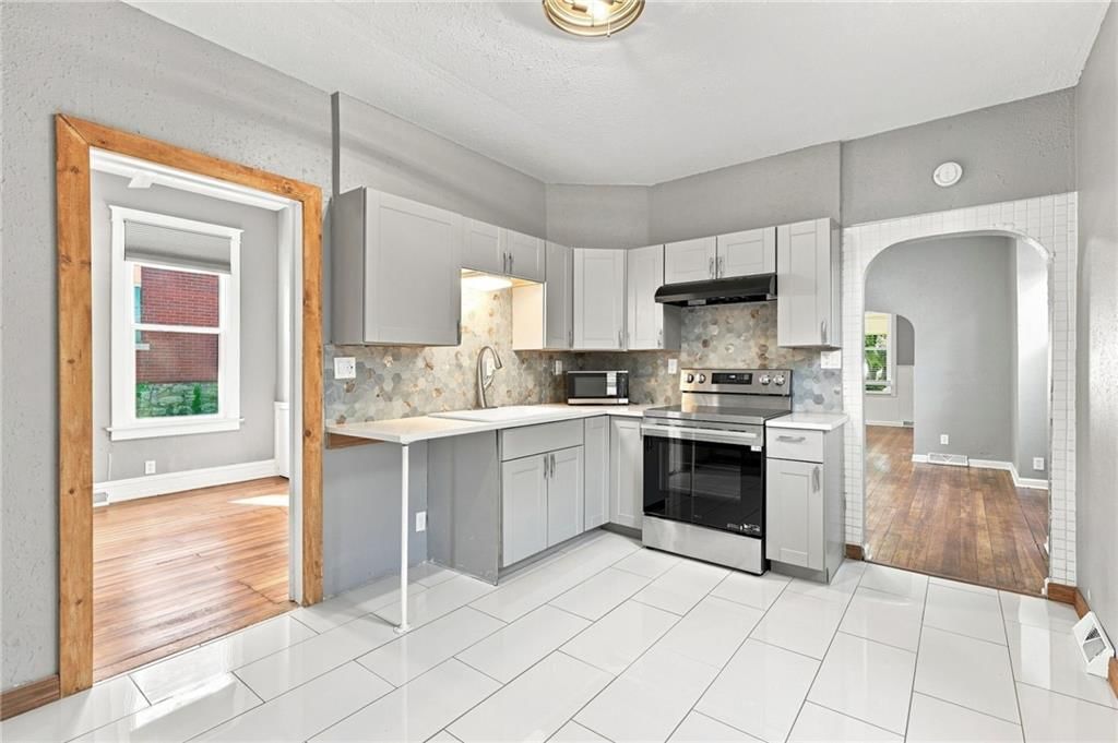 3525 Windsor Avenue — photo 14