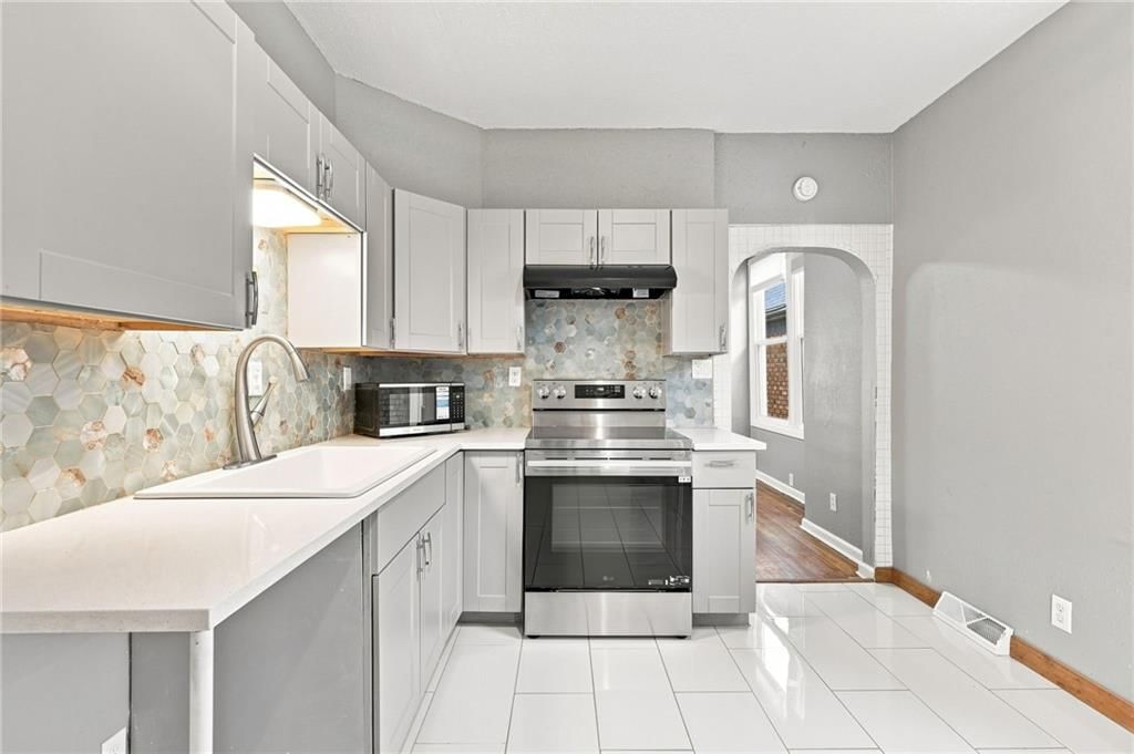 3525 Windsor Avenue — photo 15