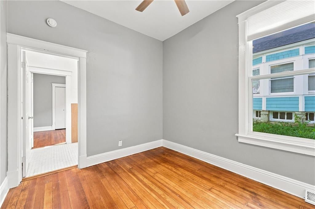 3525 Windsor Avenue — photo 21