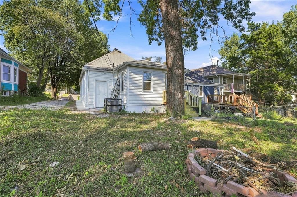 3525 Windsor Avenue — photo 31