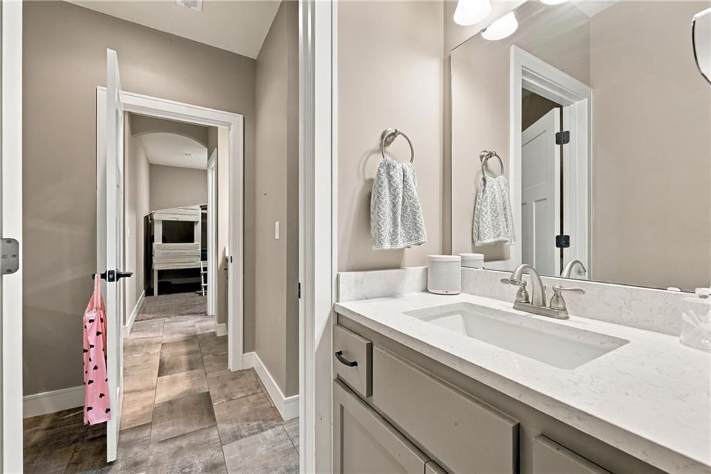 11559 S ROUNDTREE Street — photo 36