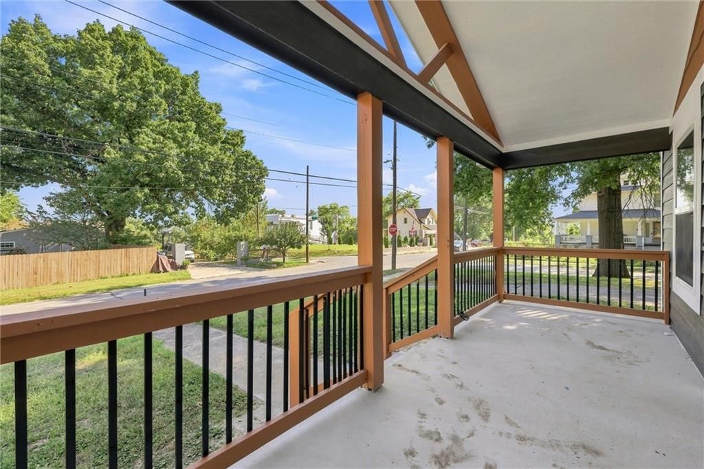 6717 E 18th Street — photo 5