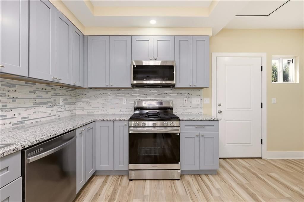 6717 E 18th Street — photo 12