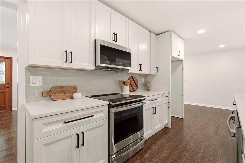 6717 W 65th Terrace — photo 17