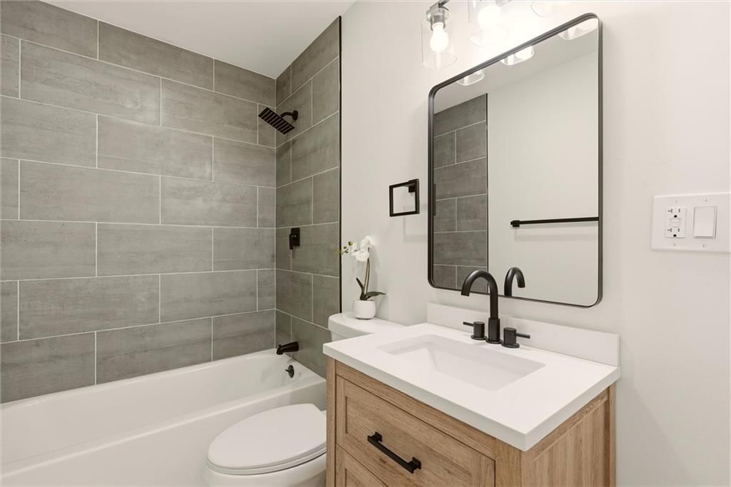 6717 W 65th Terrace — photo 20