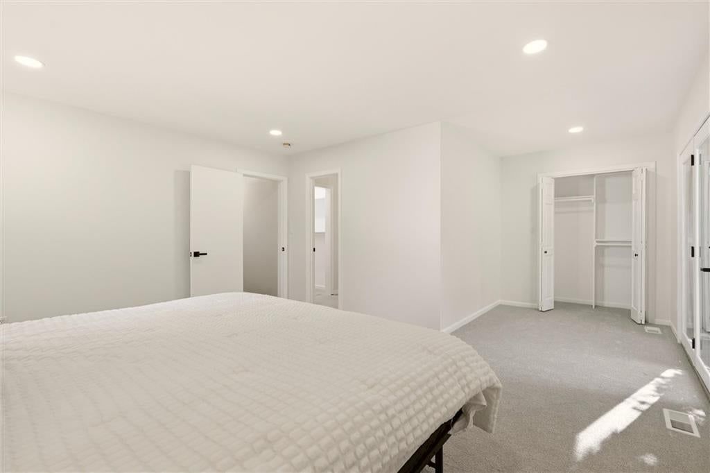 6717 W 65th Terrace — photo 23