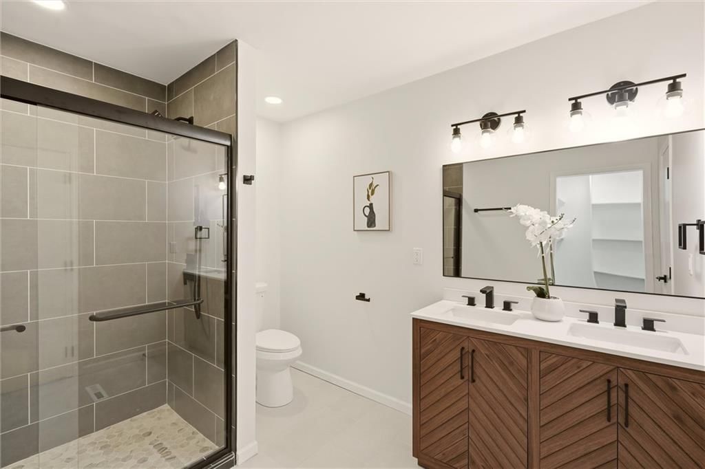 6717 W 65th Terrace — photo 25