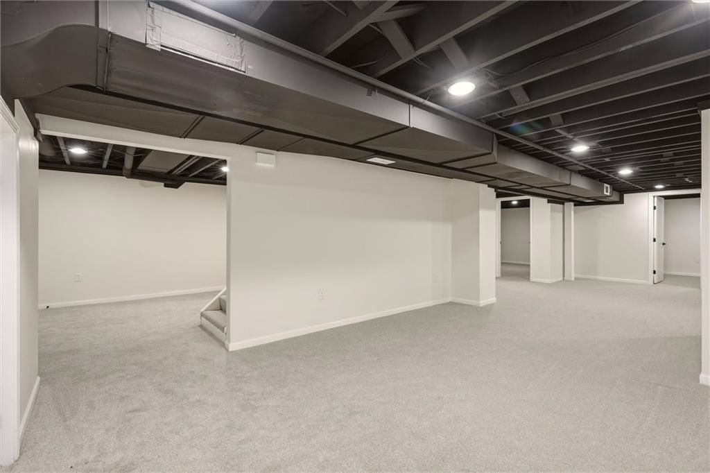 6717 W 65th Terrace — photo 34