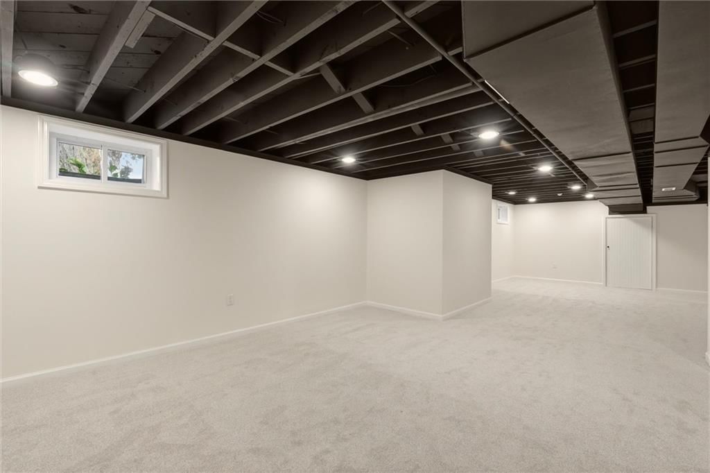 6717 W 65th Terrace — photo 36