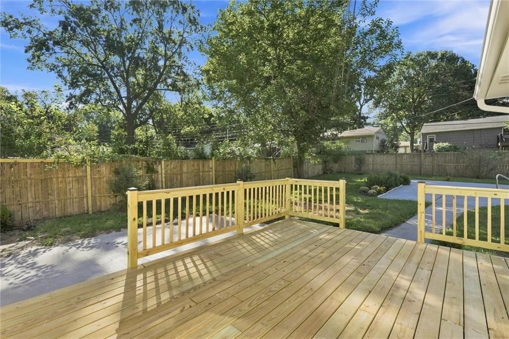 6717 W 65th Terrace — photo 38