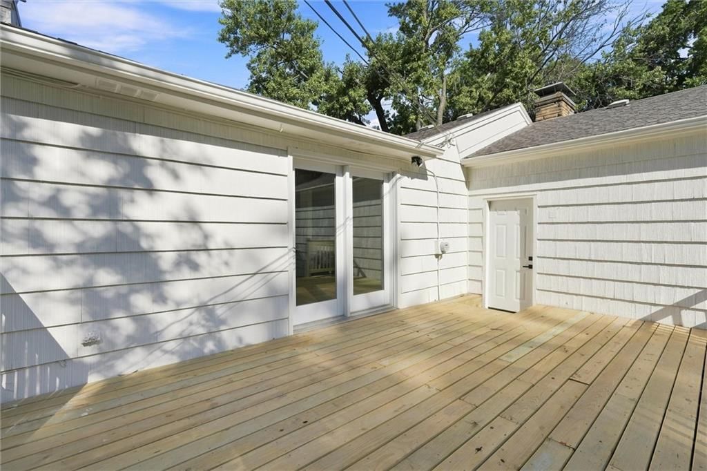 6717 W 65th Terrace — photo 39