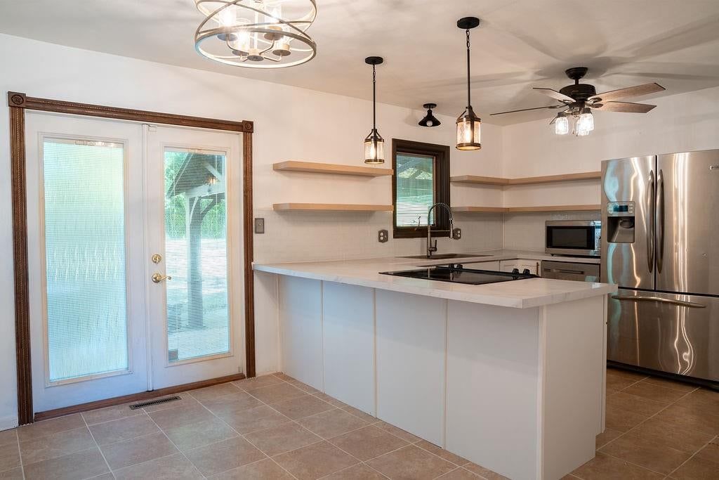 11607 Ridge Drive — photo 5