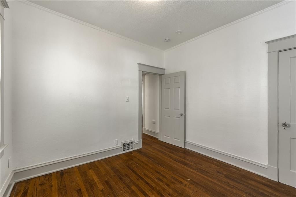 3542 College Avenue — photo 16