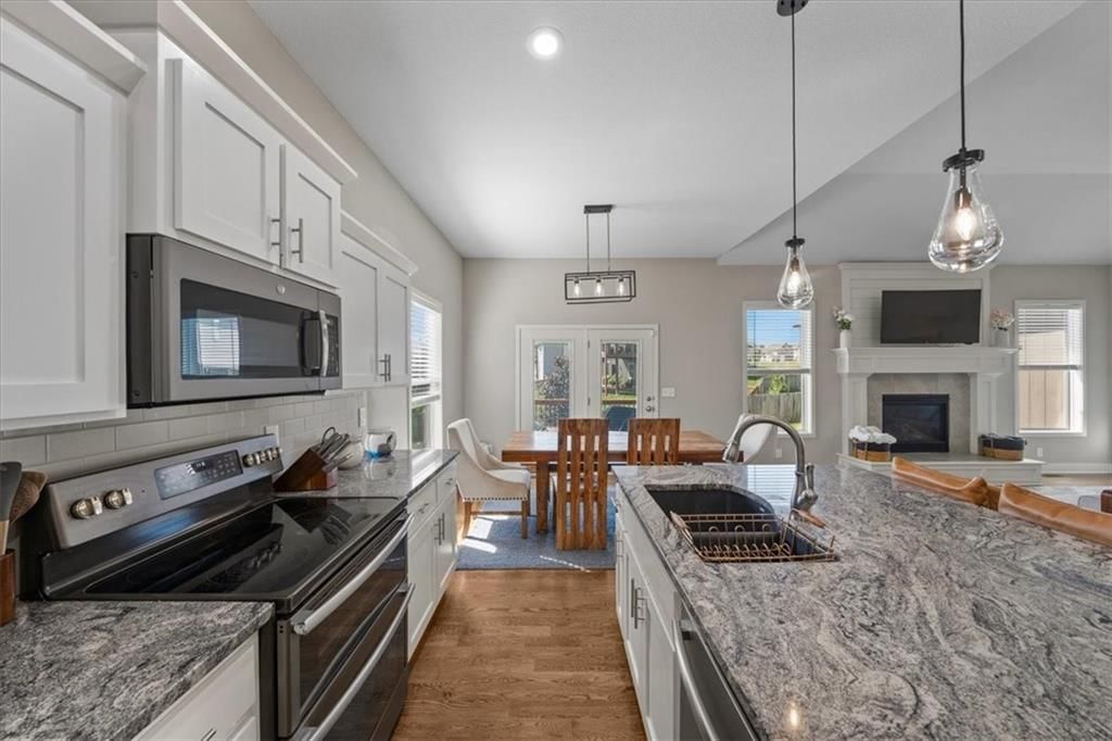 11319 Webster Avenue — photo 11