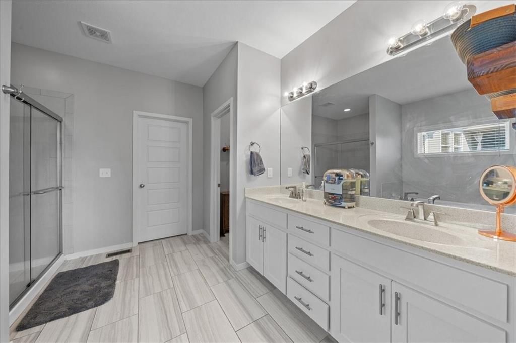11319 Webster Avenue — photo 14