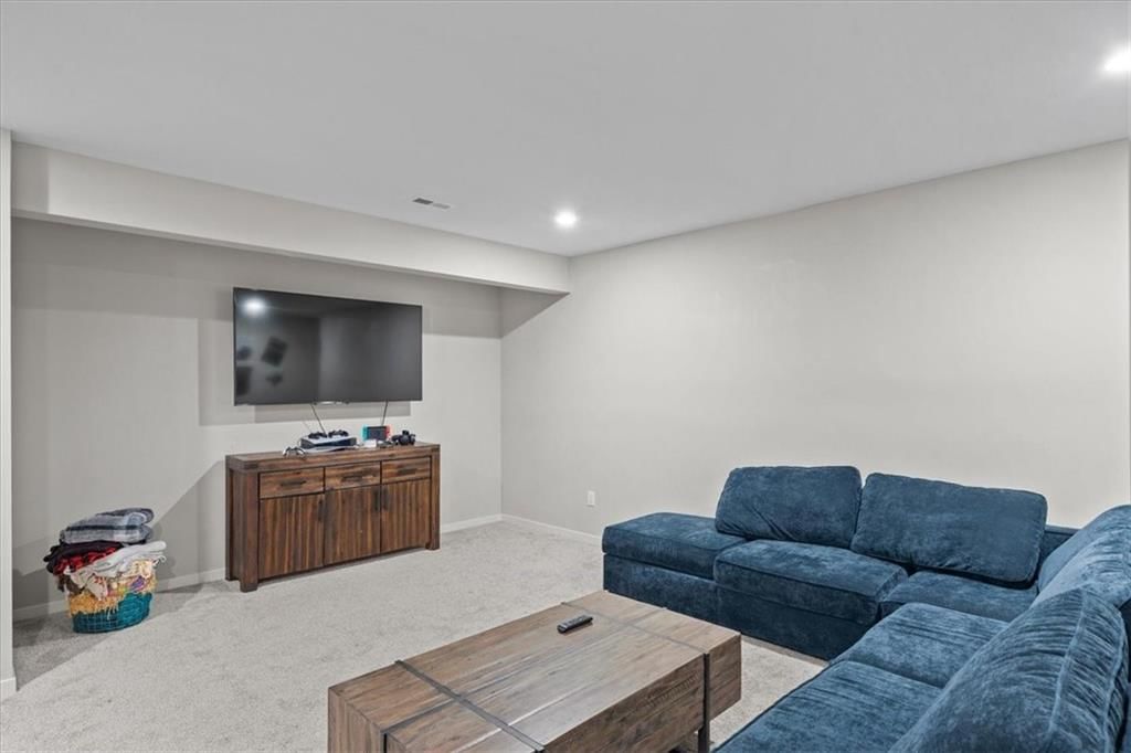 11319 Webster Avenue — photo 20