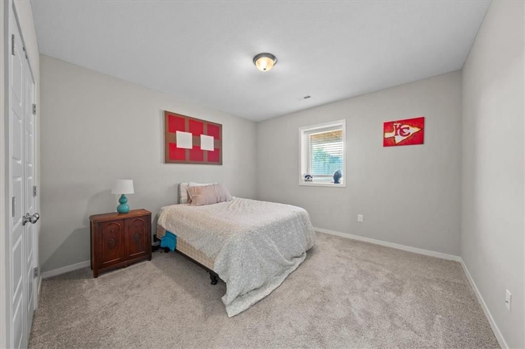 11319 Webster Avenue — photo 21
