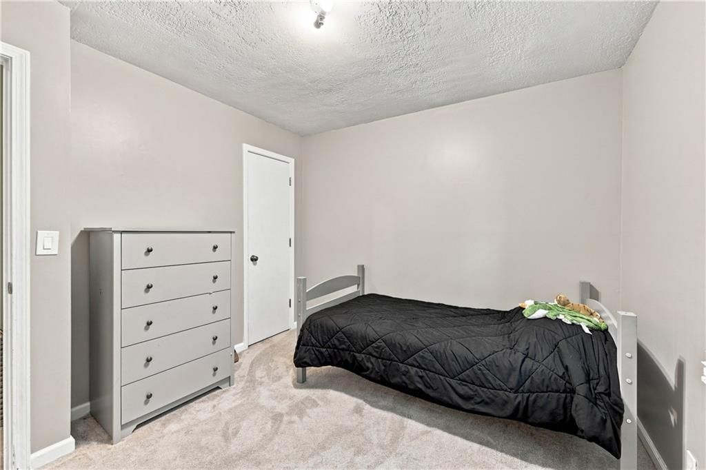 2206 S Park Avenue — photo 12