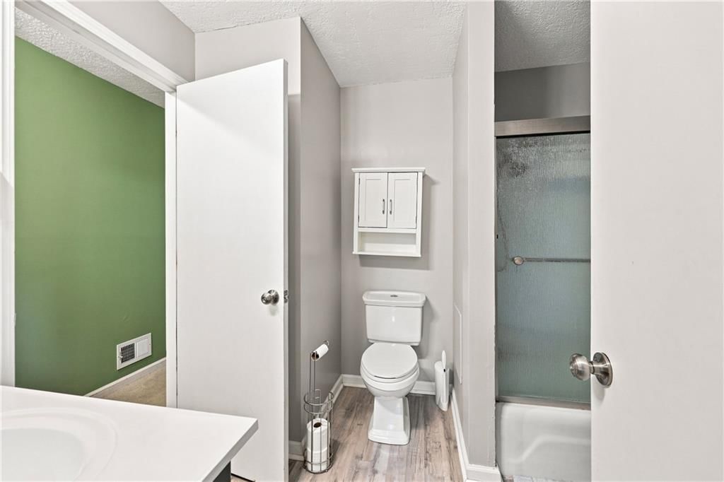 2206 S Park Avenue — photo 14