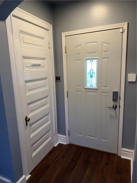 1006 W 7th Street — photo 2