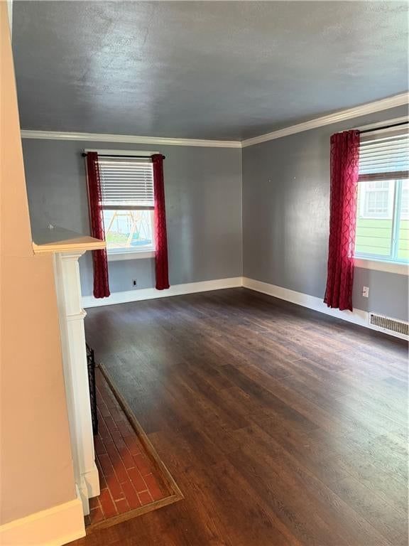 1006 W 7th Street — photo 3