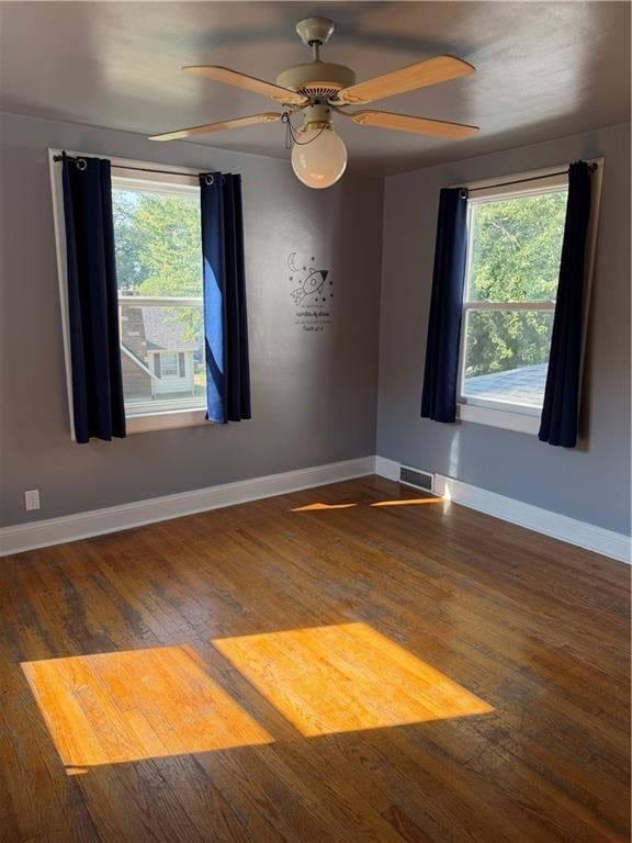 1006 W 7th Street — photo 13