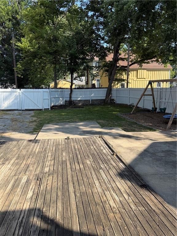1006 W 7th Street — photo 22