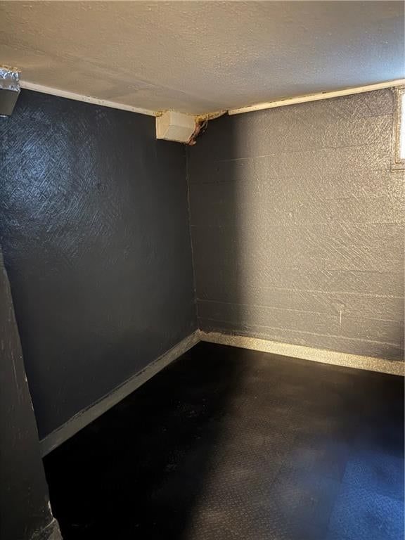 1006 W 7th Street — photo 30