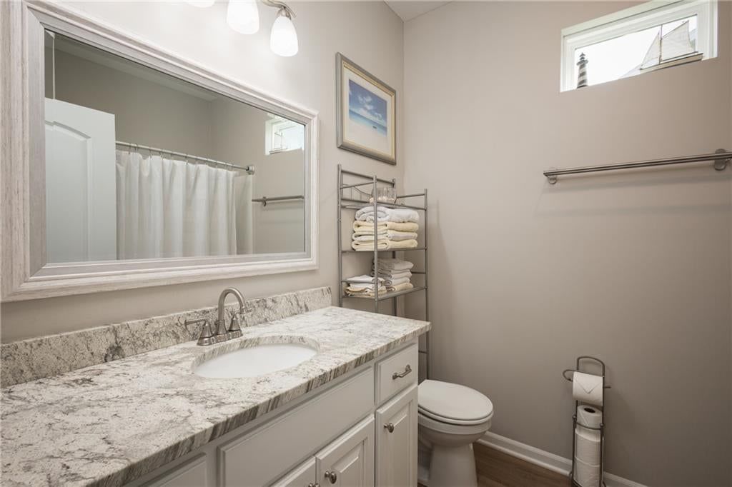 400 NE Chestnut Court — photo 22