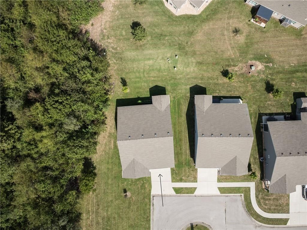 400 NE Chestnut Court — photo 37