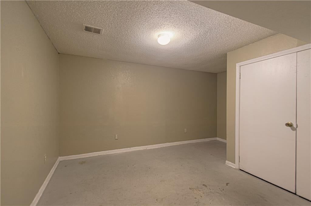 7016 Monroe Avenue — photo 26
