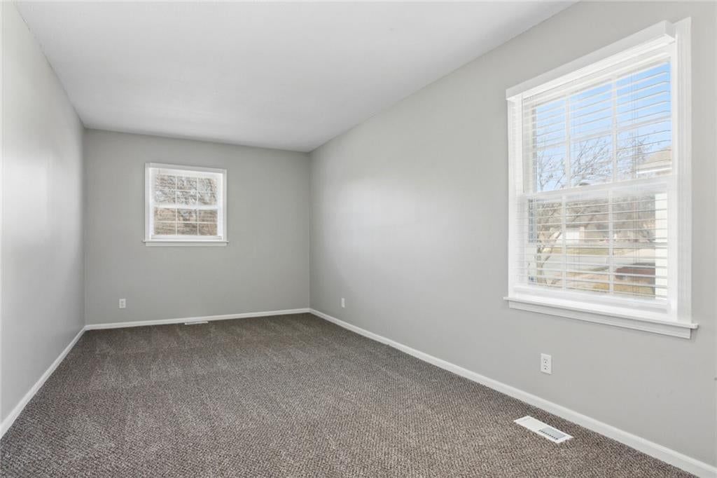 Photo 10 of 74 - 11921 Goodman Street, Overland Park, KS 66213