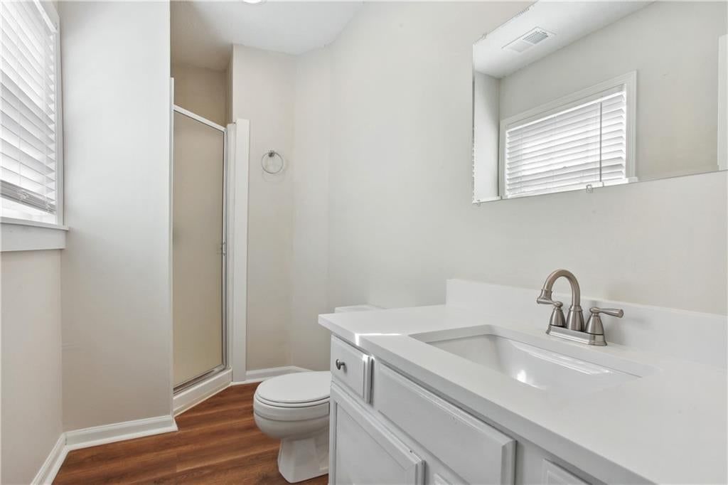 Photo 11 of 74 - 11921 Goodman Street, Overland Park, KS 66213