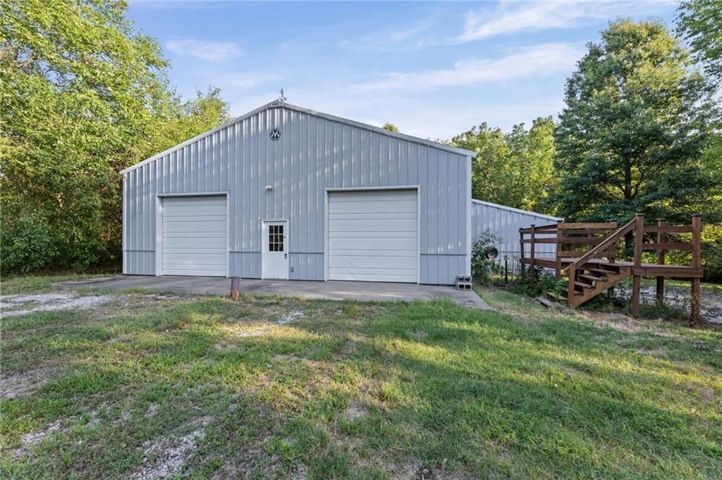 39041 Railroad Avenue, Osawatomie, KS: listing photo 3