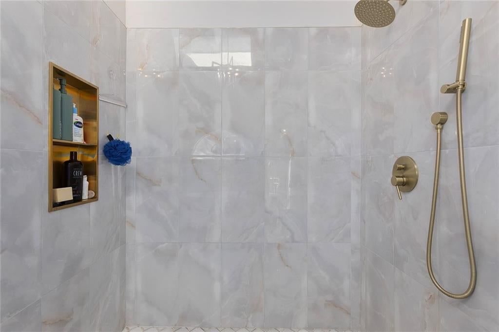 6505 N Beaman Avenue — photo 22