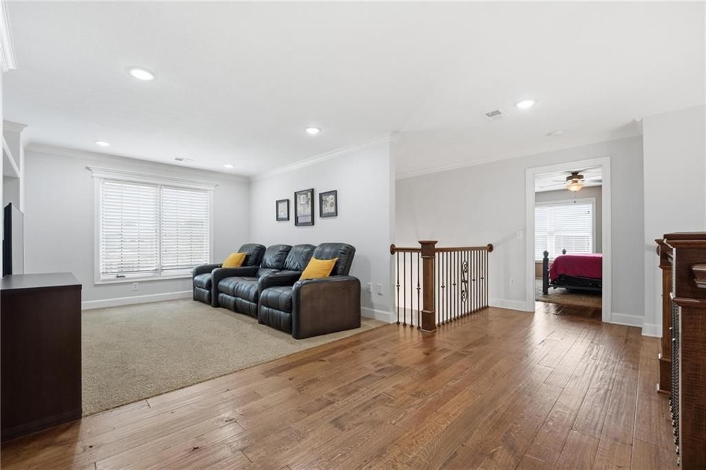 1124 Metfield Lane — photo 39