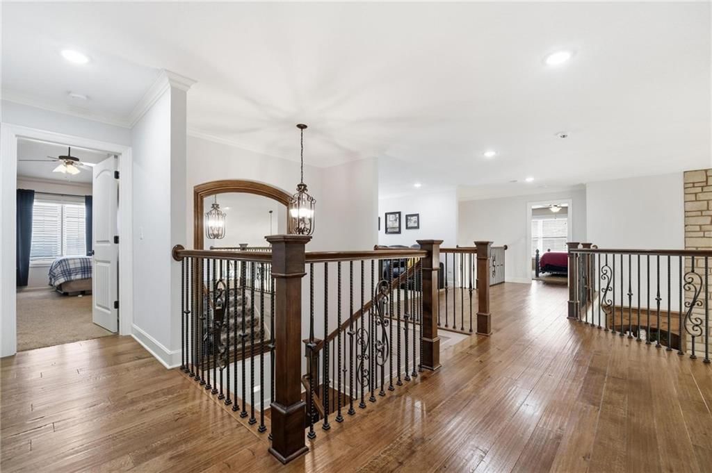 1124 Metfield Lane — photo 43