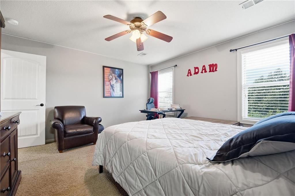 1124 Metfield Lane — photo 48