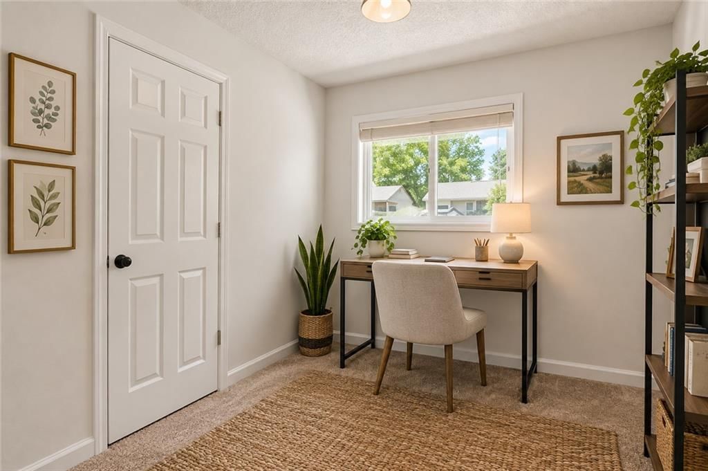 Photo 12 of 24 - 6320 W 82nd Street, Overland Park, KS 66204