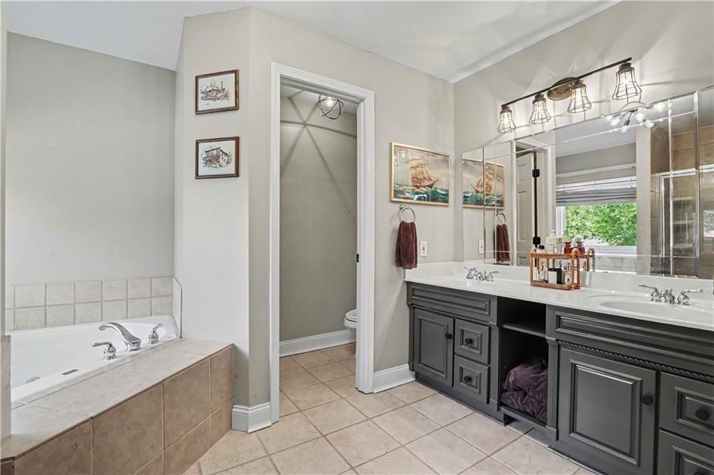 611 N Winnebago Drive — photo 26