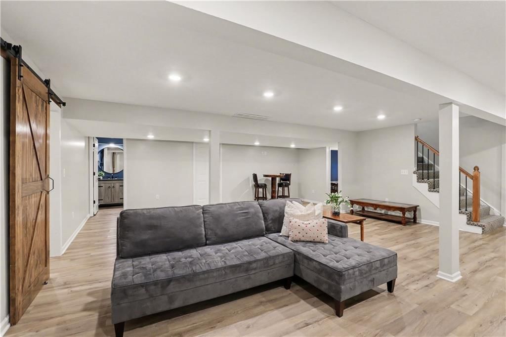 611 N Winnebago Drive — photo 30